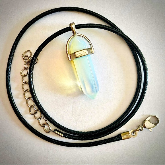 Mystery Necklace energey stones
pendulum crystal - Picture 3 of 10